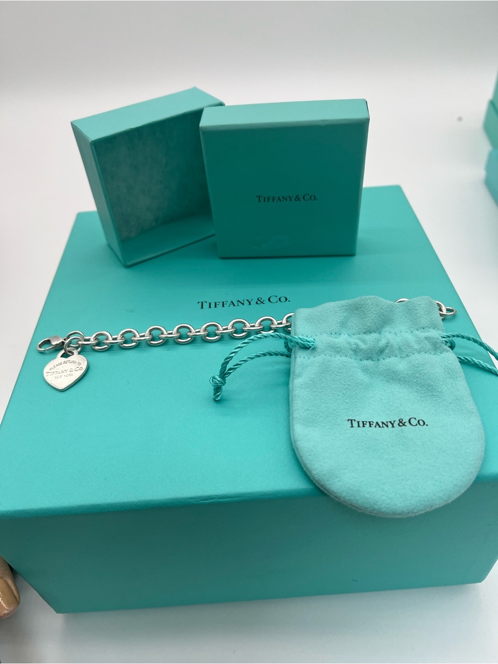 🔴Authentic TIFFANY & CO Sterling Silver RTT Heart Tag Charm Link Bracelet🔴 - Picture 9 of 10